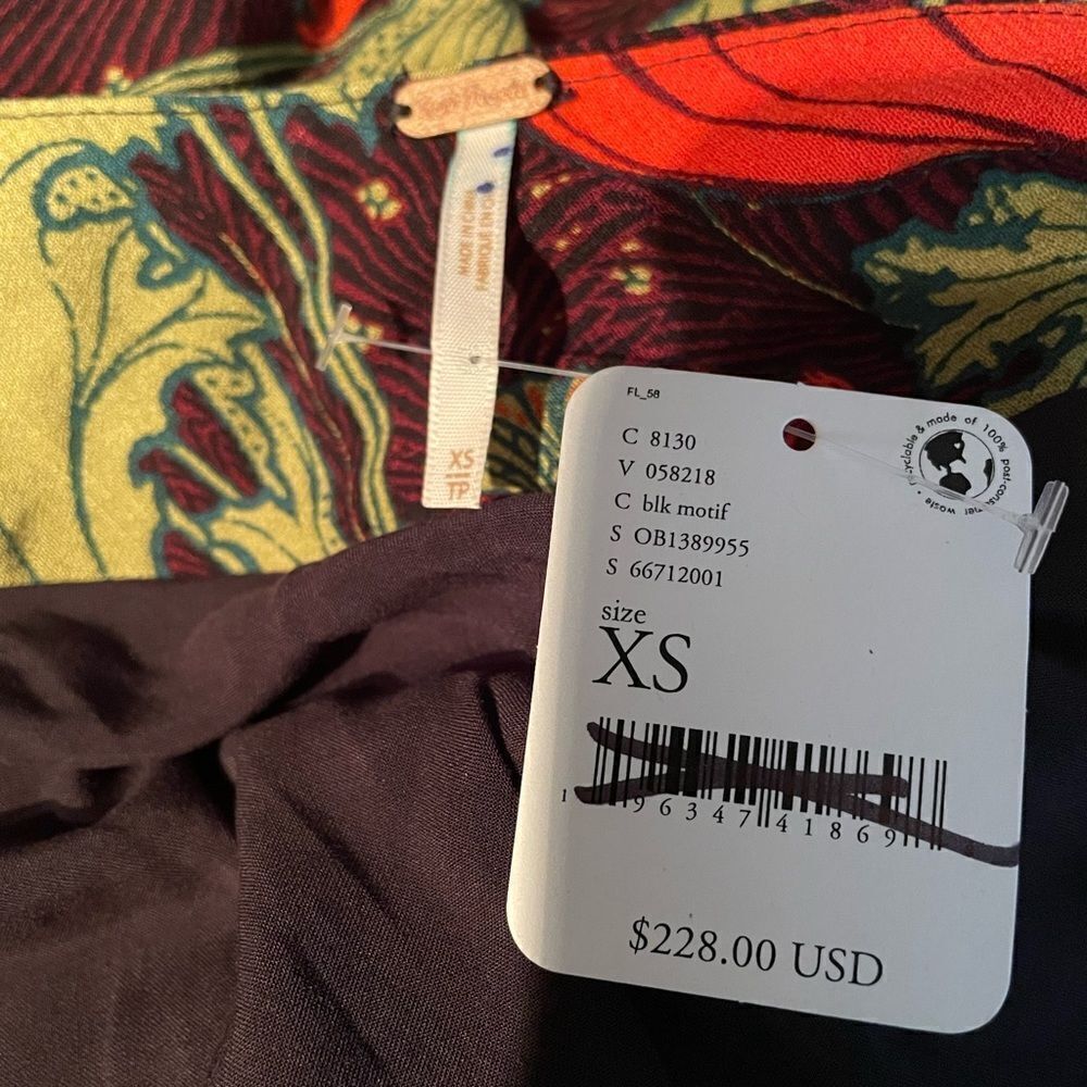 NWT Free People Pardon My French Maxi
One Shoulder Dress Size XS
Retail $228 New - Picture 10 of 11